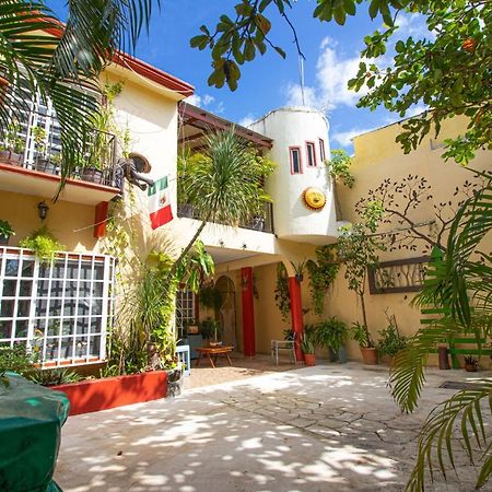 La Casa Del Almendro Hotel Playa del Carmen Exterior photo