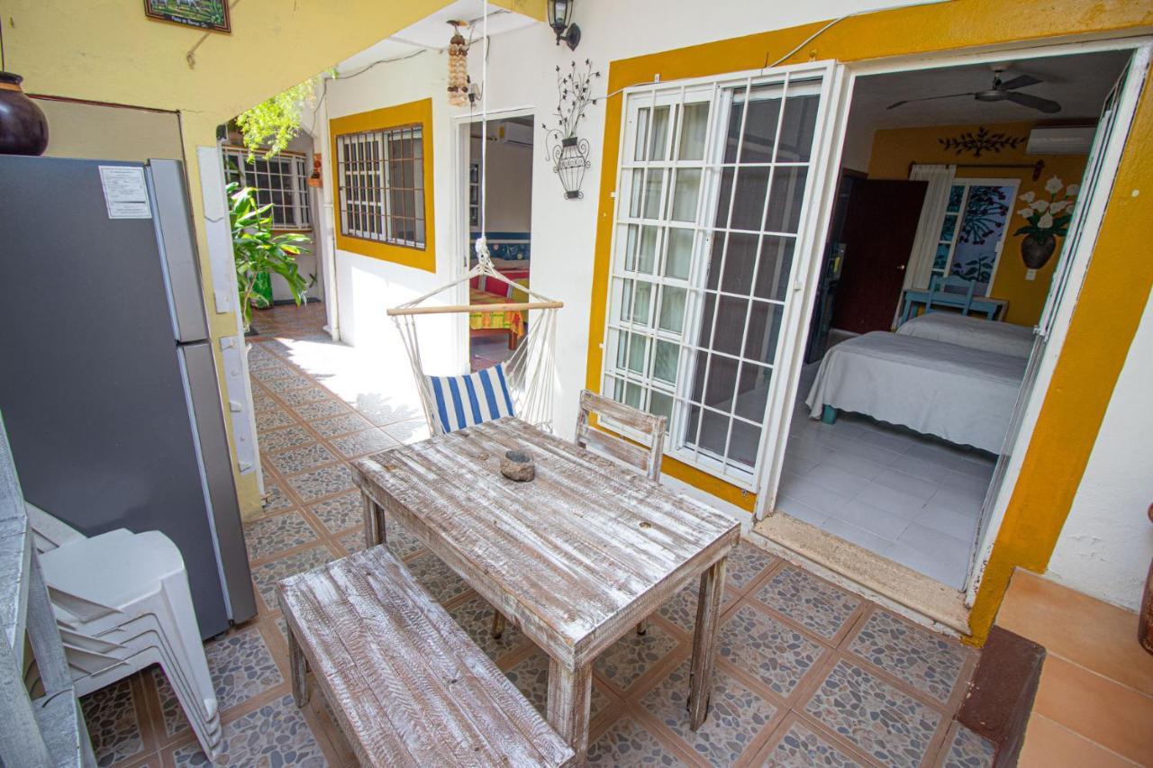 La Casa Del Almendro Hotel Playa del Carmen Exterior photo